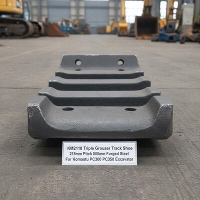 کیفیت KM2118 کفش پیاده روی سه گانه با ارتفاع 216 میلی متر و عرض 800 میلی متر برای Komatsu PC300 PC350 Excavator Undercarriage کارخانه